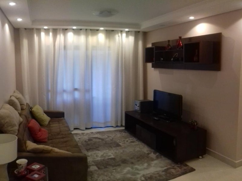 Apartamento à venda com 2 quartos, 62m² - Foto 3