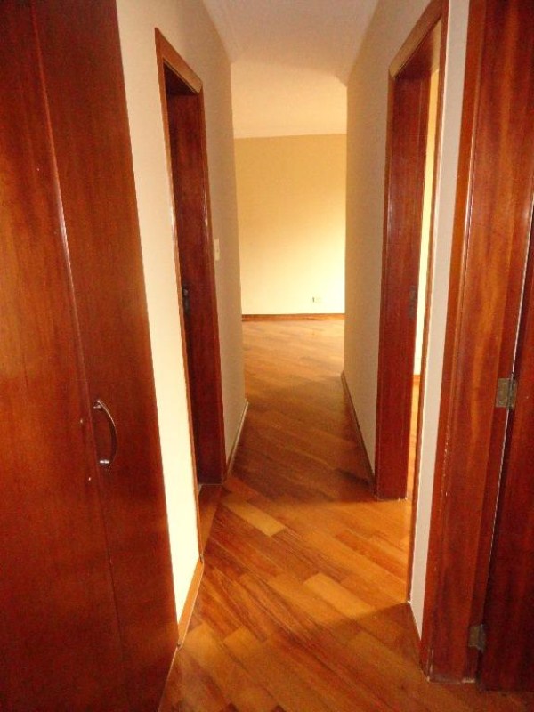 Apartamento à venda com 3 quartos, 138m² - Foto 35