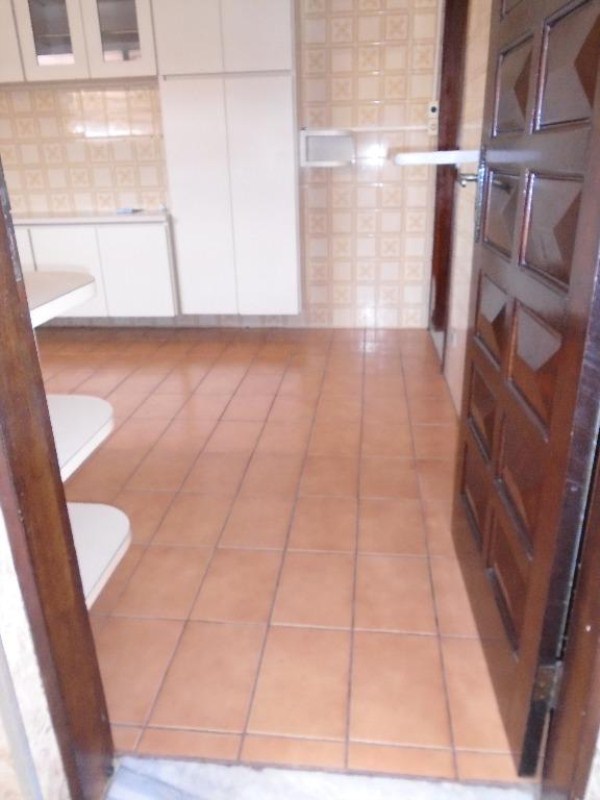 Casa à venda com 3 quartos - Foto 4