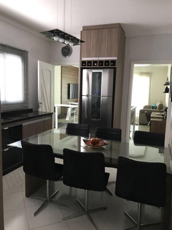 Casa à venda com 3 quartos, 162m² - Foto 13