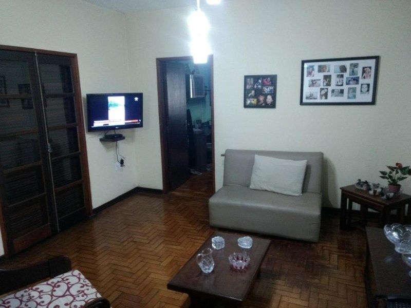 Casa à venda com 2 quartos, 740m² - Foto 3