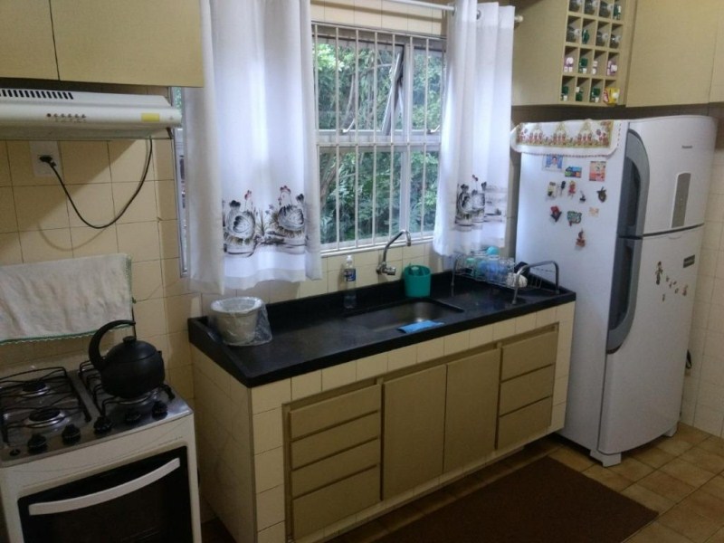 Casa à venda com 2 quartos, 740m² - Foto 13