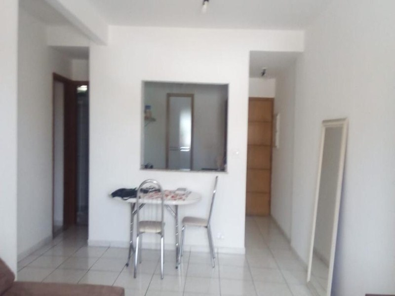 Apartamento à venda com 3 quartos - Foto 2