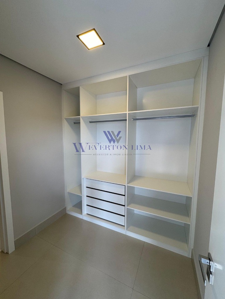 Casa, 4 quartos, 275 m² - Foto 36