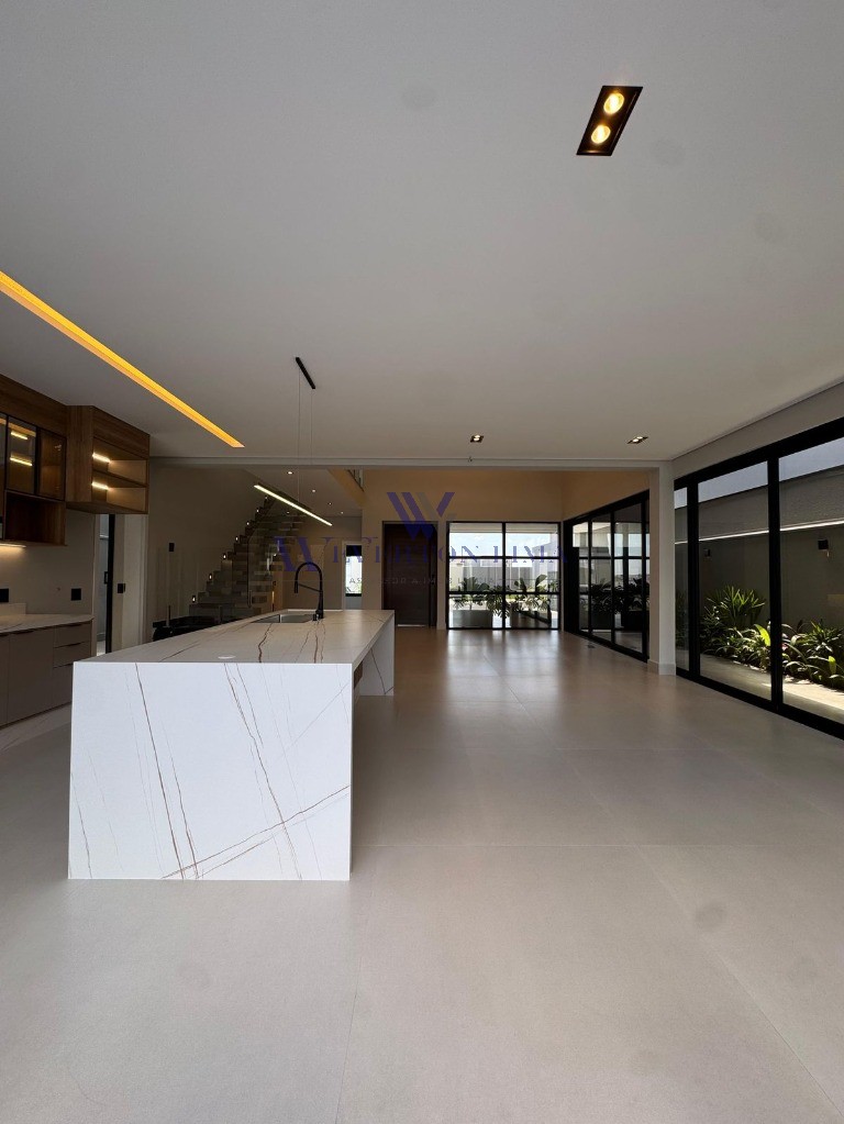Casa, 4 quartos, 275 m² - Foto 2