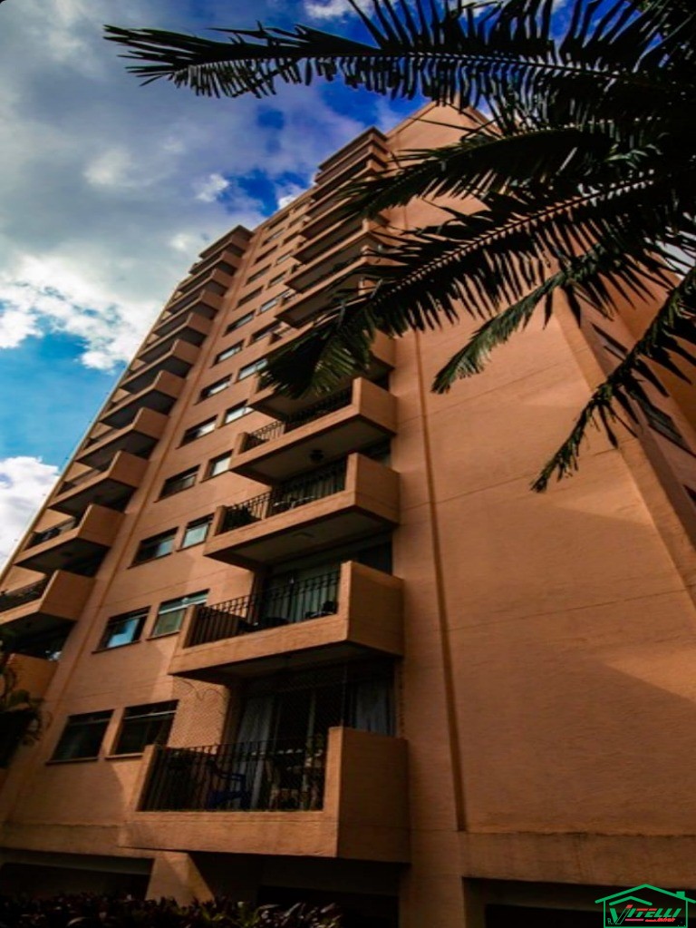 Apartamento para Comprar em TATUAPÉ - SÃO PAULO - SP