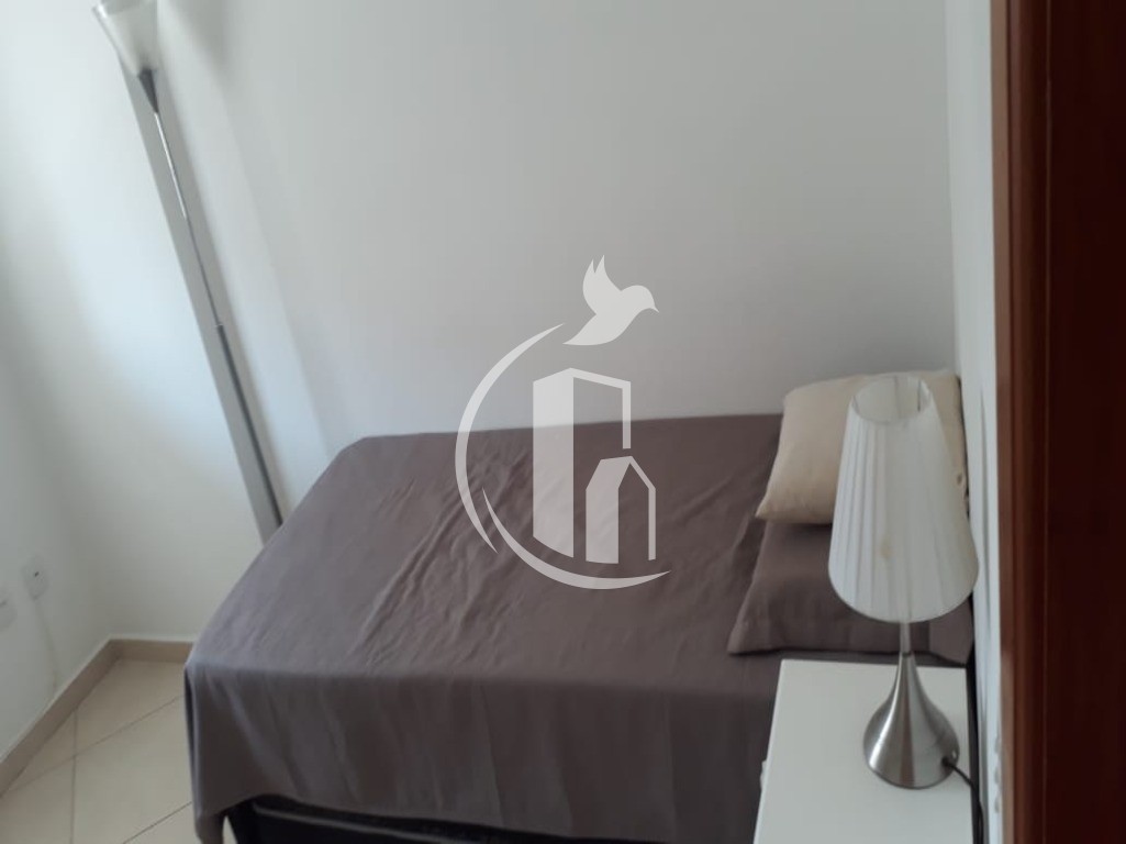 Apartamento à venda com 2 quartos, 71m² - Foto 2