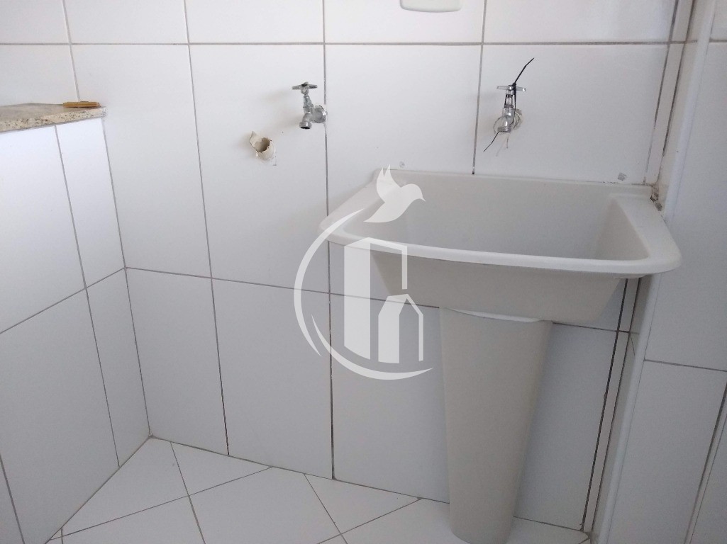 Apartamento à venda com 2 quartos, 71m² - Foto 4