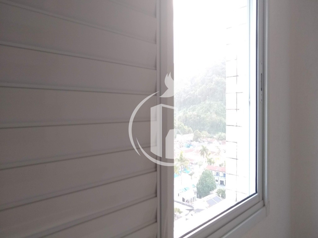 Apartamento à venda com 2 quartos, 80m² - Foto 23