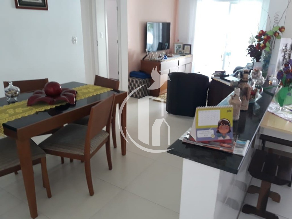 Apartamento à venda com 2 quartos, 80m² - Foto 4