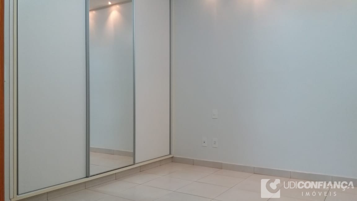 Apartamento à venda com 3 quartos, 160m² - Foto 9