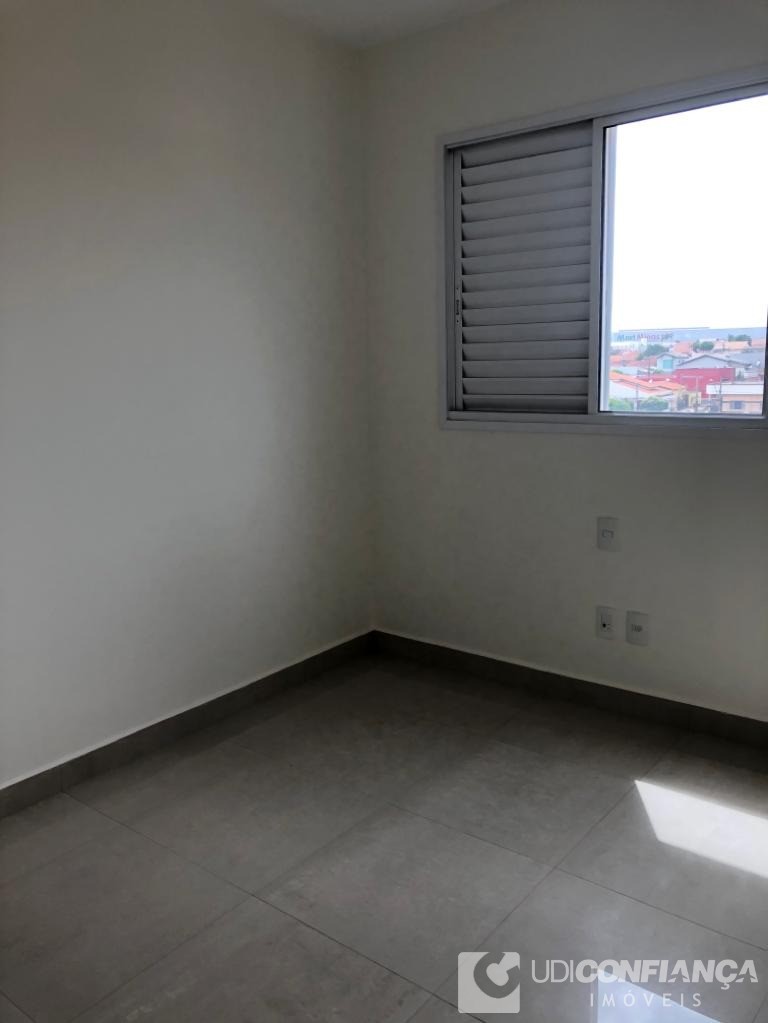 Apartamento à venda com 3 quartos, 79m² - Foto 6