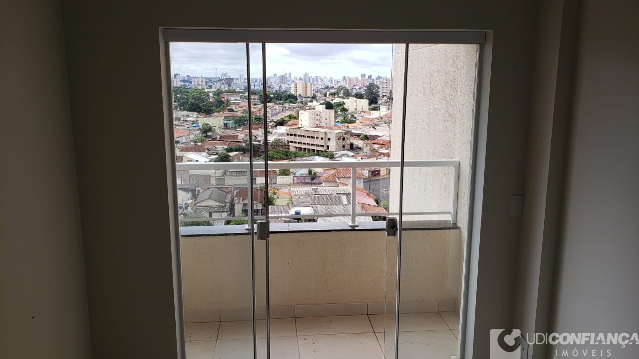 Apartamento à venda com 2 quartos, 62m² - Foto 5