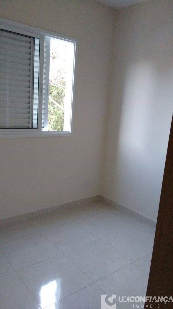 Apartamento à venda com 2 quartos, 68m² - Foto 11