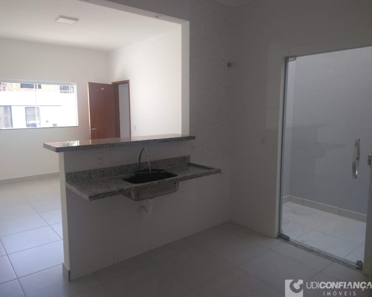 Apartamento à venda com 2 quartos, 67m² - Foto 8