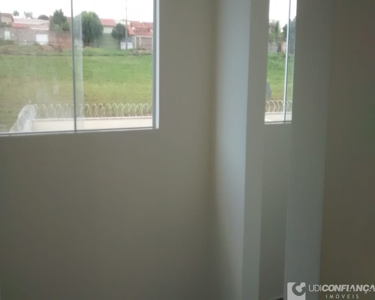 Apartamento à venda com 2 quartos, 52m² - Foto 4