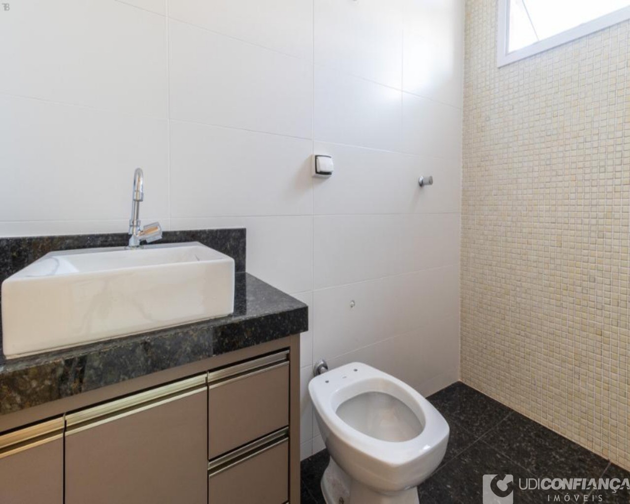 Apartamento à venda com 3 quartos, 94m² - Foto 8