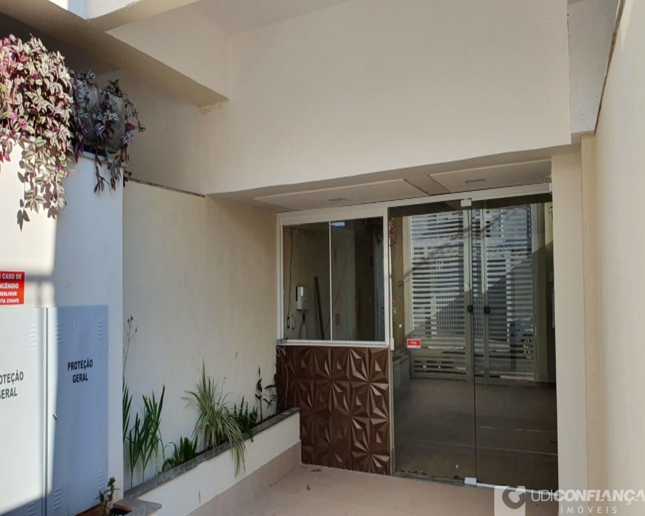 Apartamento à venda com 4 quartos, 218m² - Foto 8