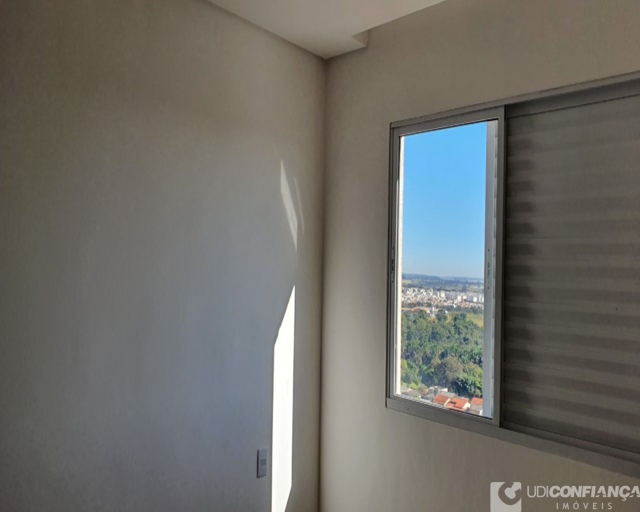 Apartamento à venda com 4 quartos, 218m² - Foto 15