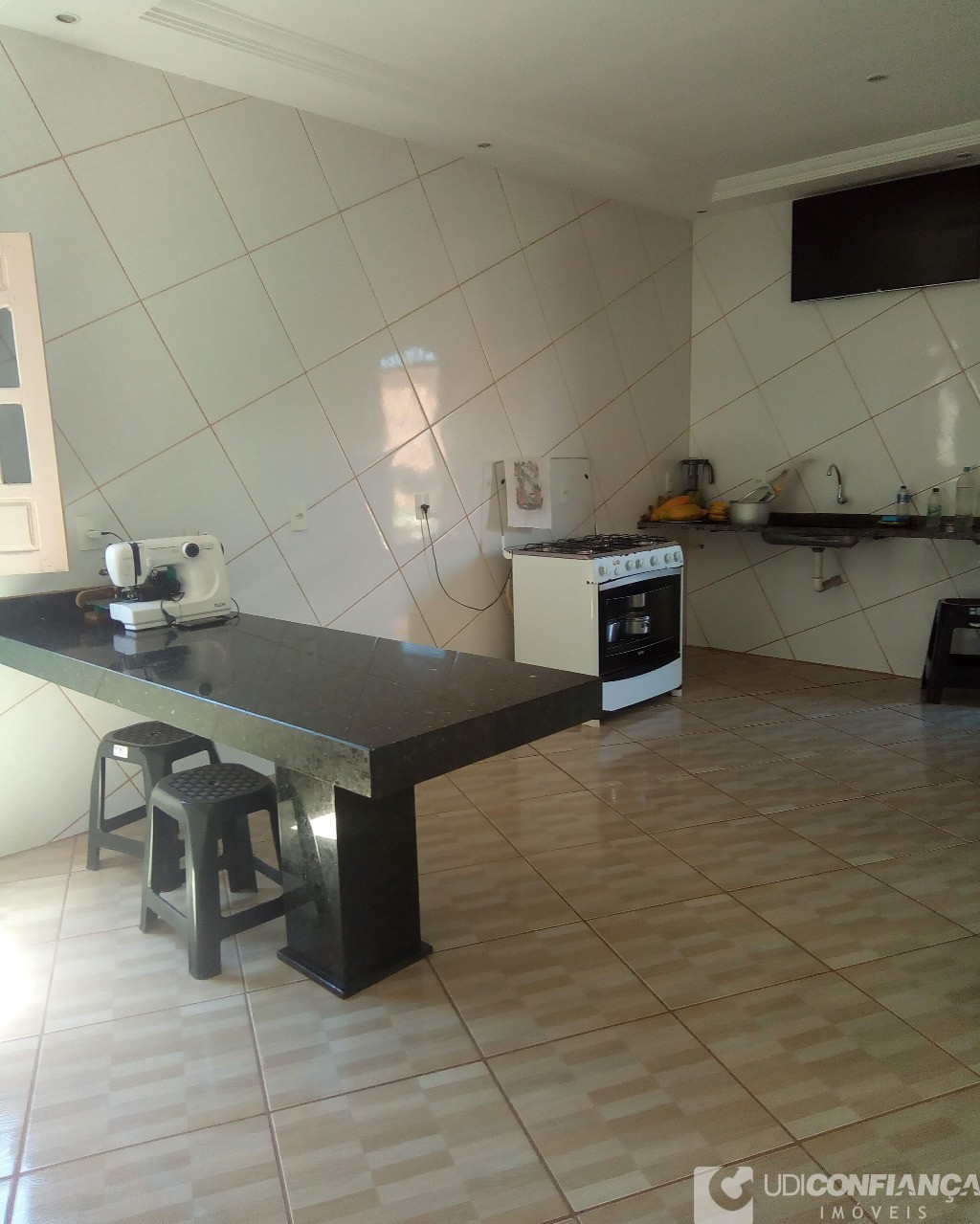 Casa à venda com 3 quartos, 180m² - Foto 14