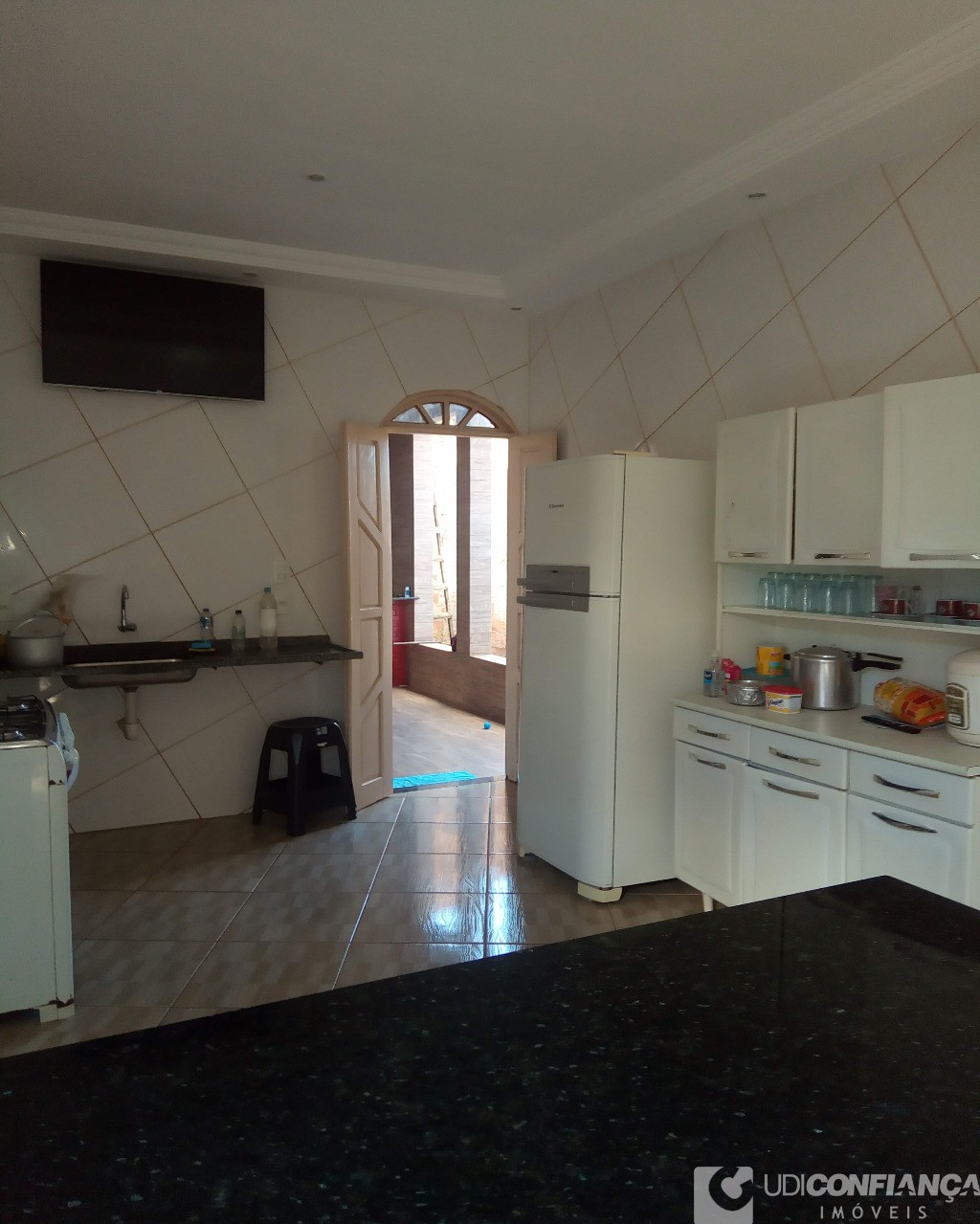 Casa à venda com 3 quartos, 180m² - Foto 16