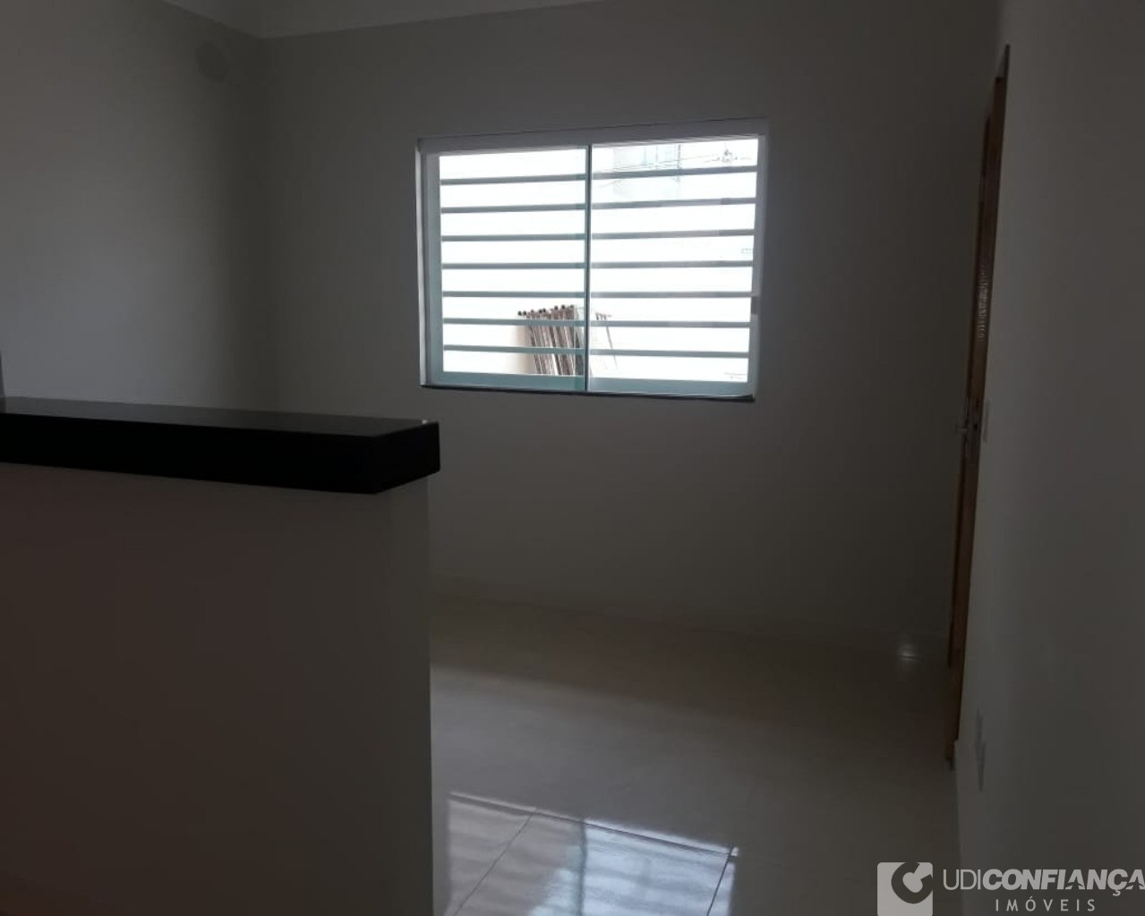 Apartamento à venda com 2 quartos, 75m² - Foto 8