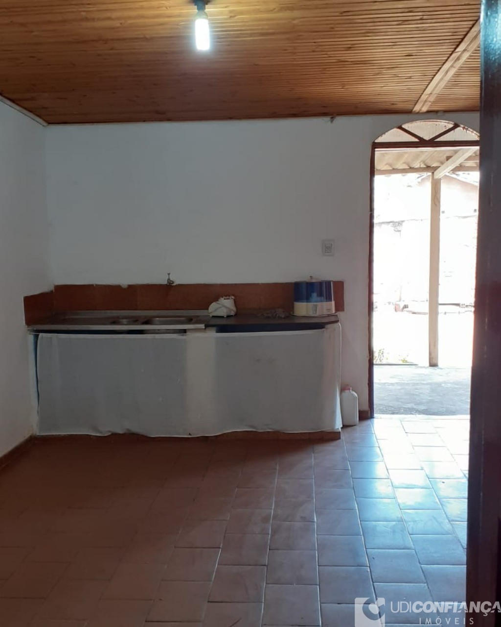 Casa à venda com 3 quartos, 150m² - Foto 3