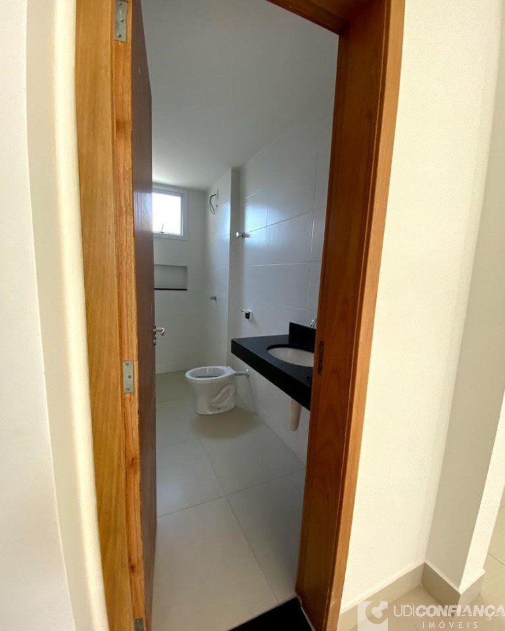 Apartamento à venda com 2 quartos, 64m² - Foto 8