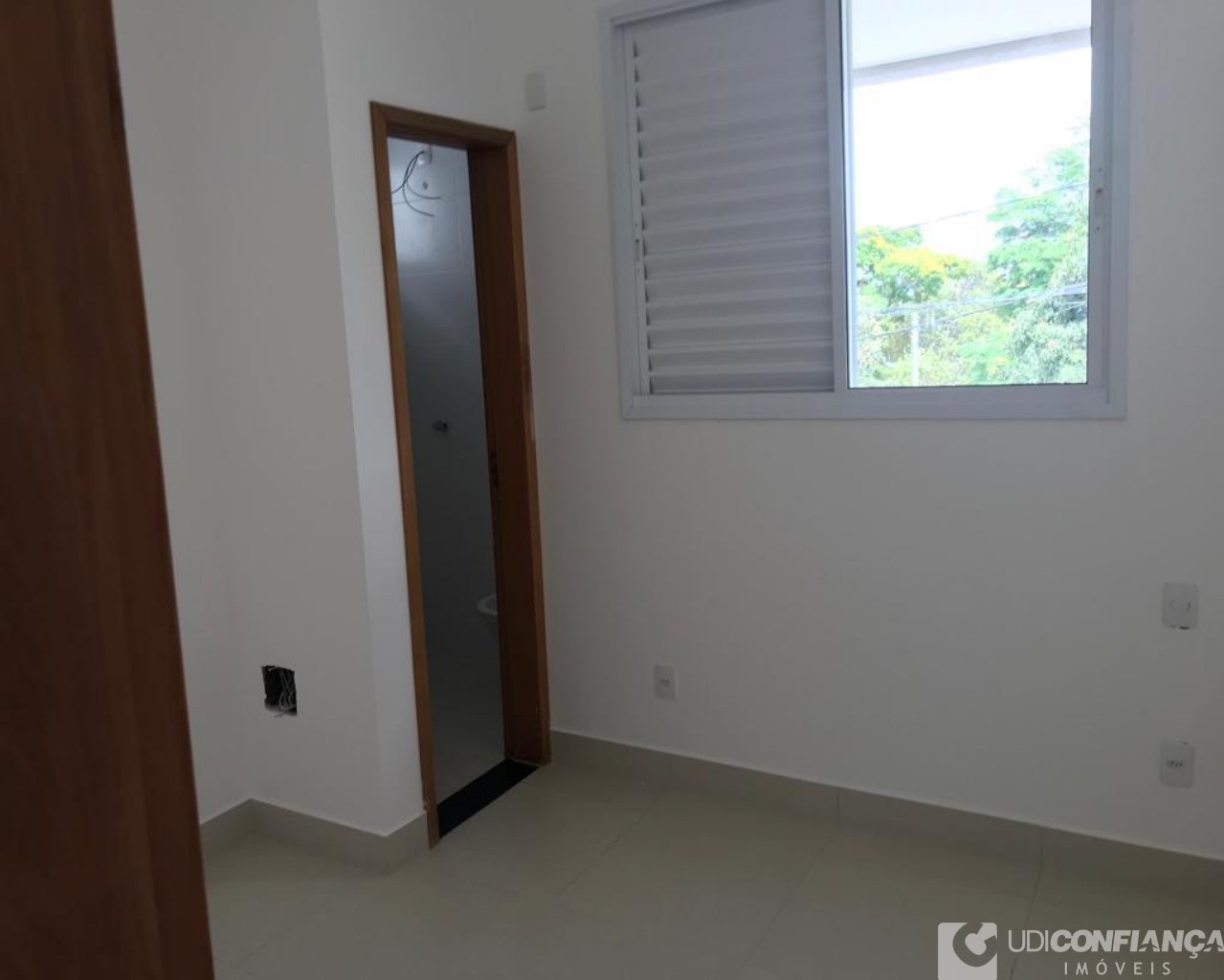 Apartamento à venda com 2 quartos, 64m² - Foto 10