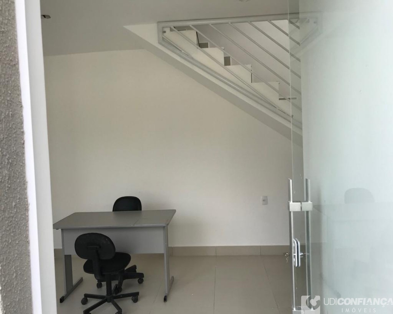 Apartamento à venda com 2 quartos, 64m² - Foto 14