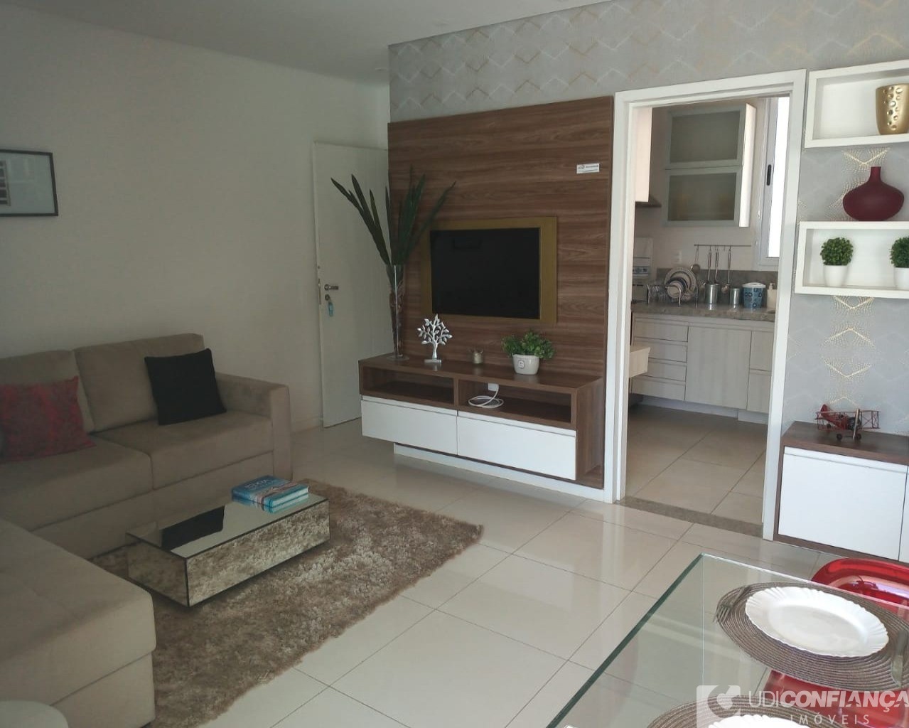 Apartamento à venda com 4 quartos, 108m² - Foto 1