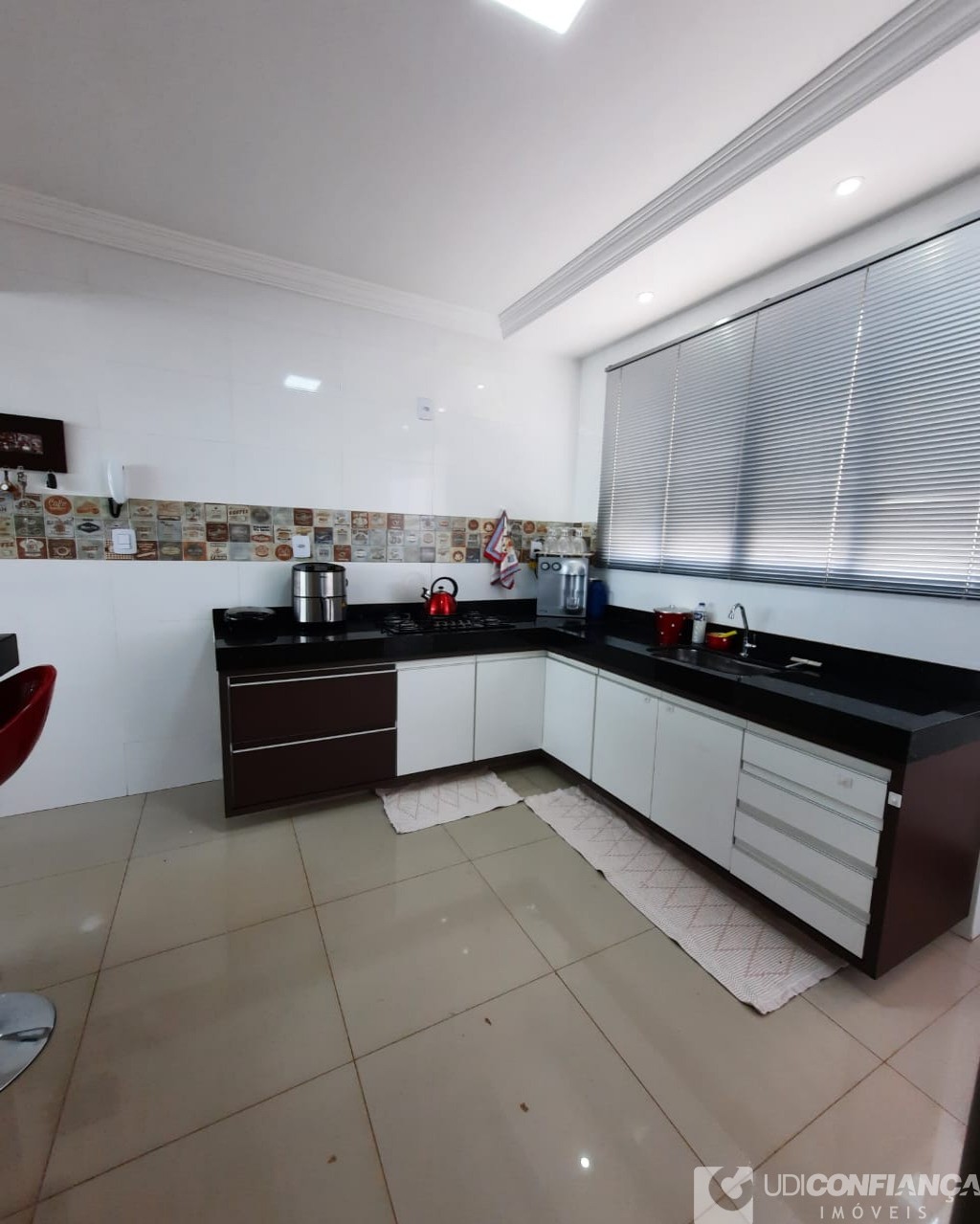 Apartamento à venda com 2 quartos, 67m² - Foto 10