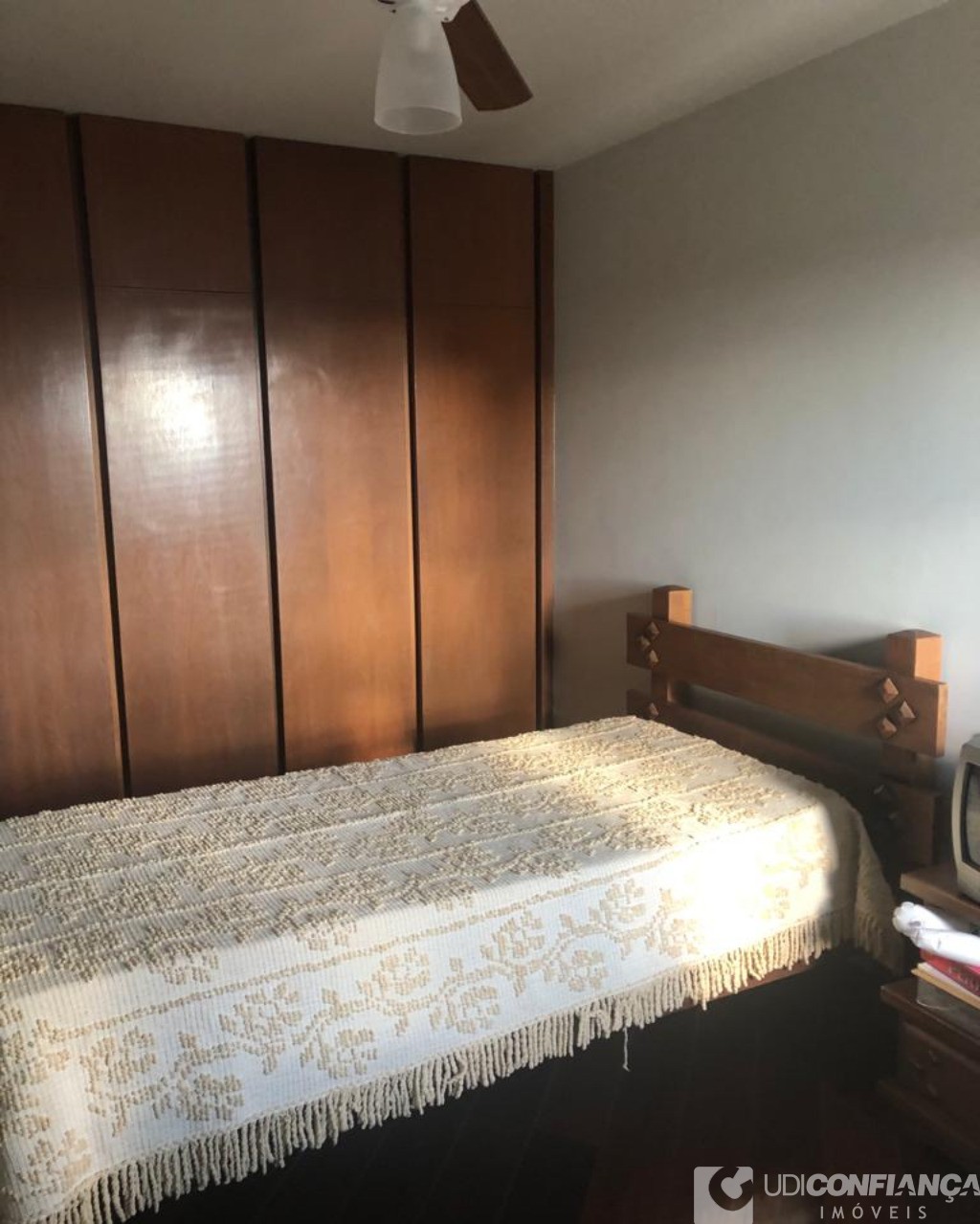 Apartamento à venda com 3 quartos, 177m² - Foto 9