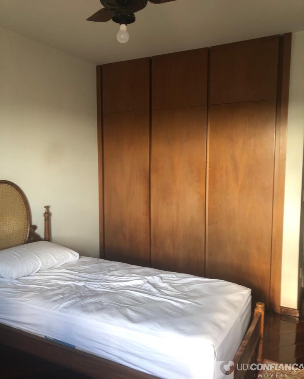 Apartamento à venda com 3 quartos, 177m² - Foto 10