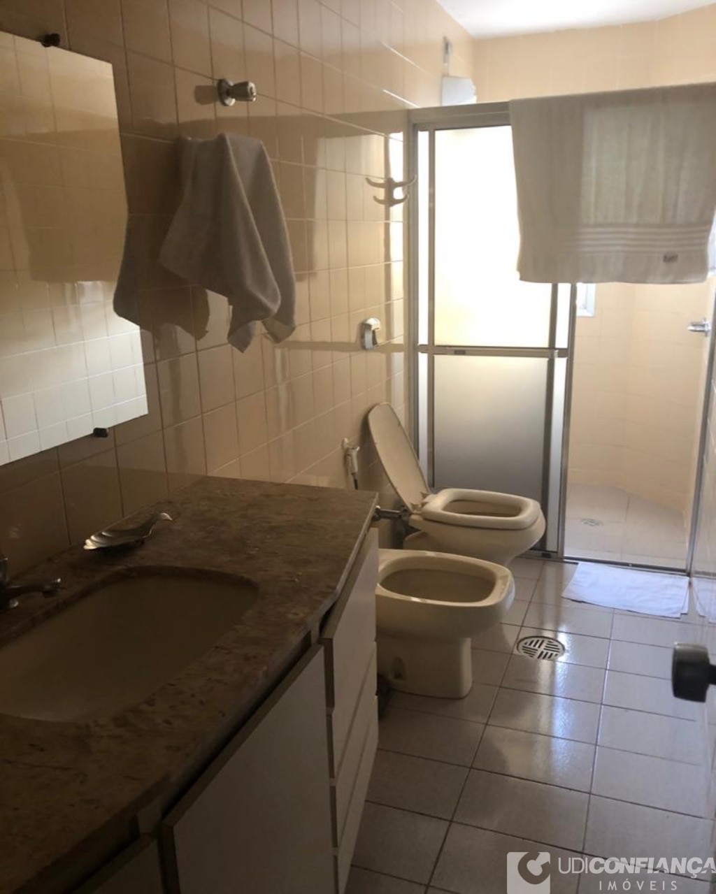 Apartamento à venda com 3 quartos, 177m² - Foto 13