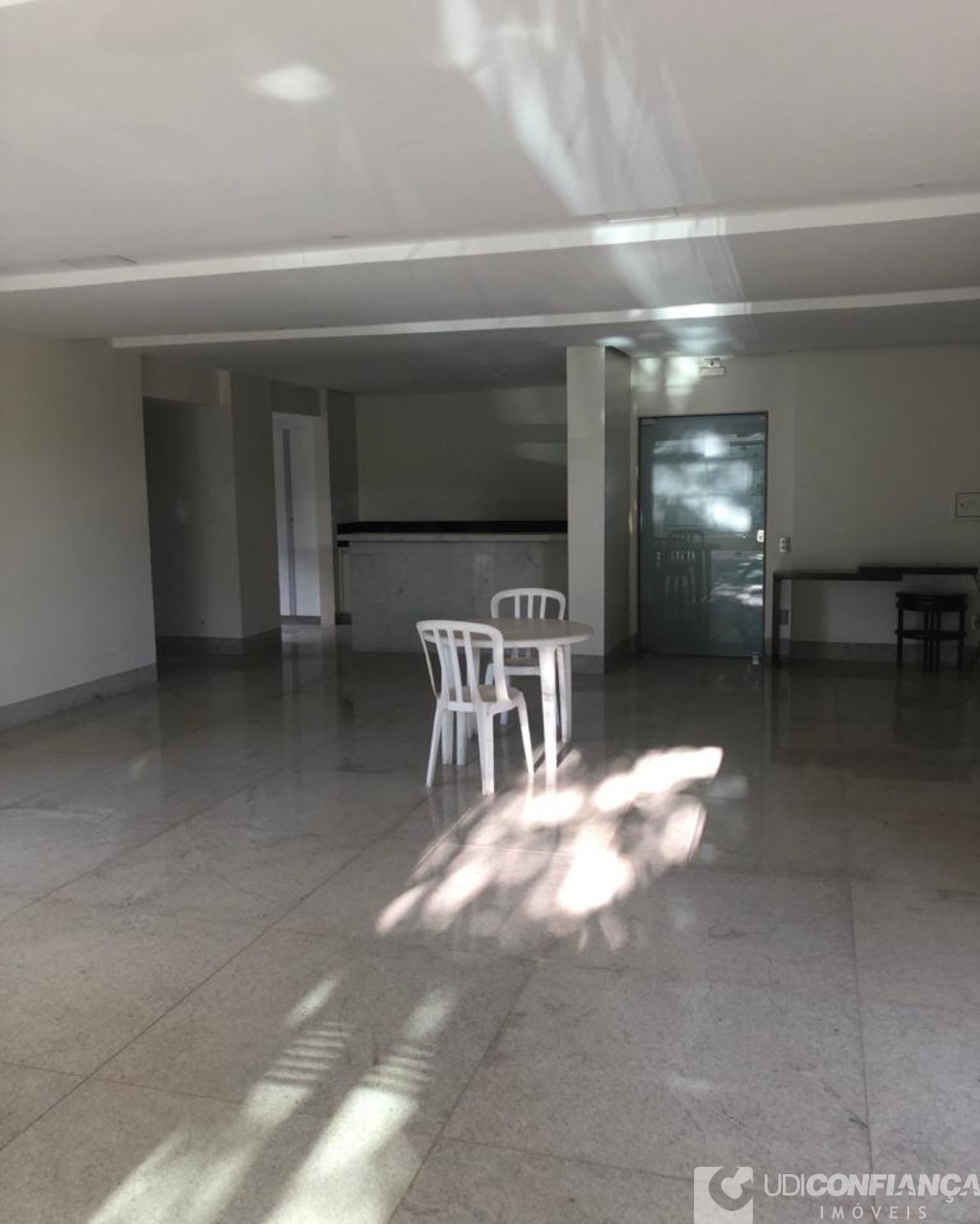 Apartamento à venda com 3 quartos, 177m² - Foto 31