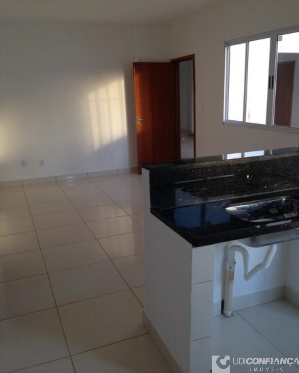 Apartamento à venda com 2 quartos, 49m² - Foto 1