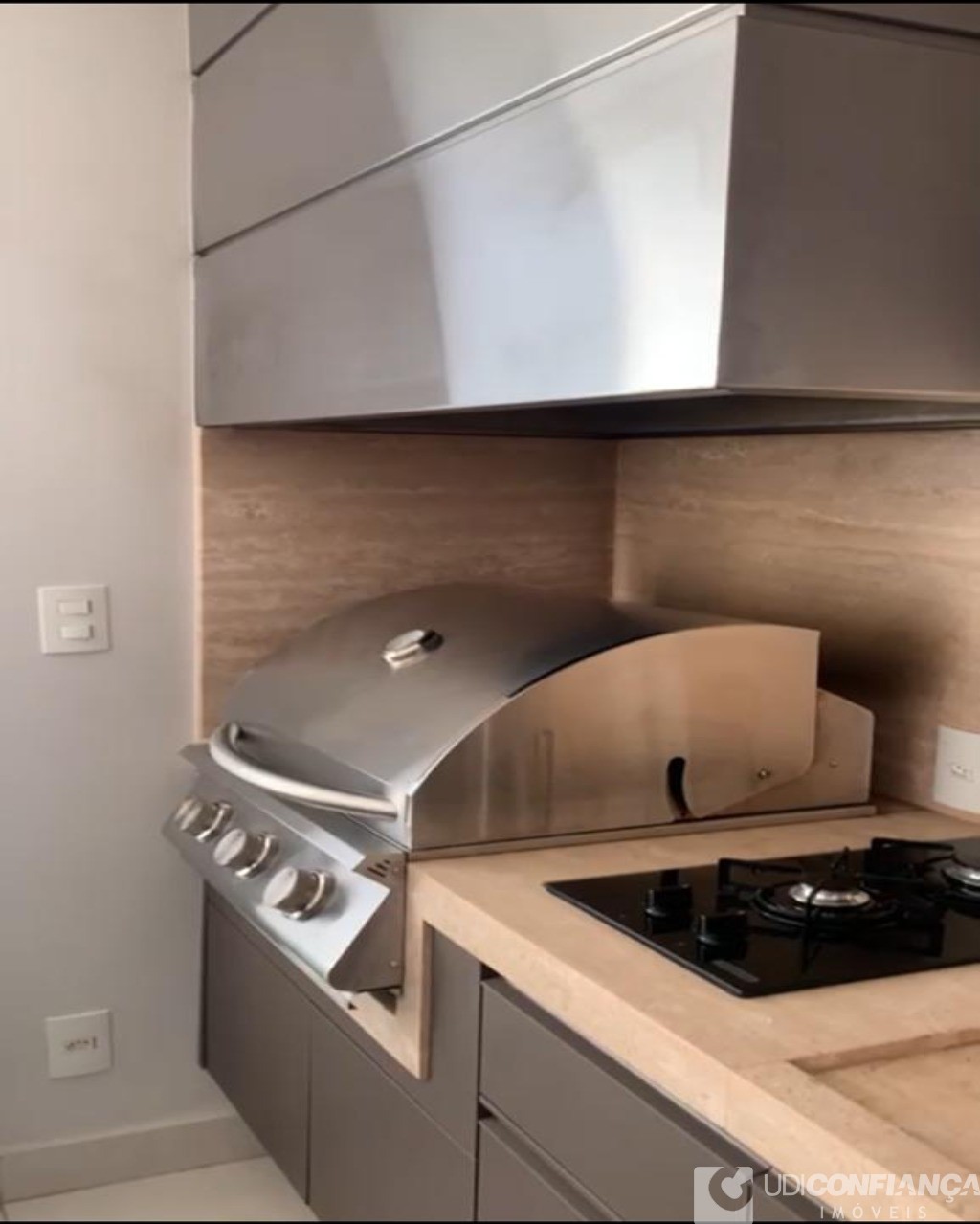 Apartamento à venda com 3 quartos, 230m² - Foto 4