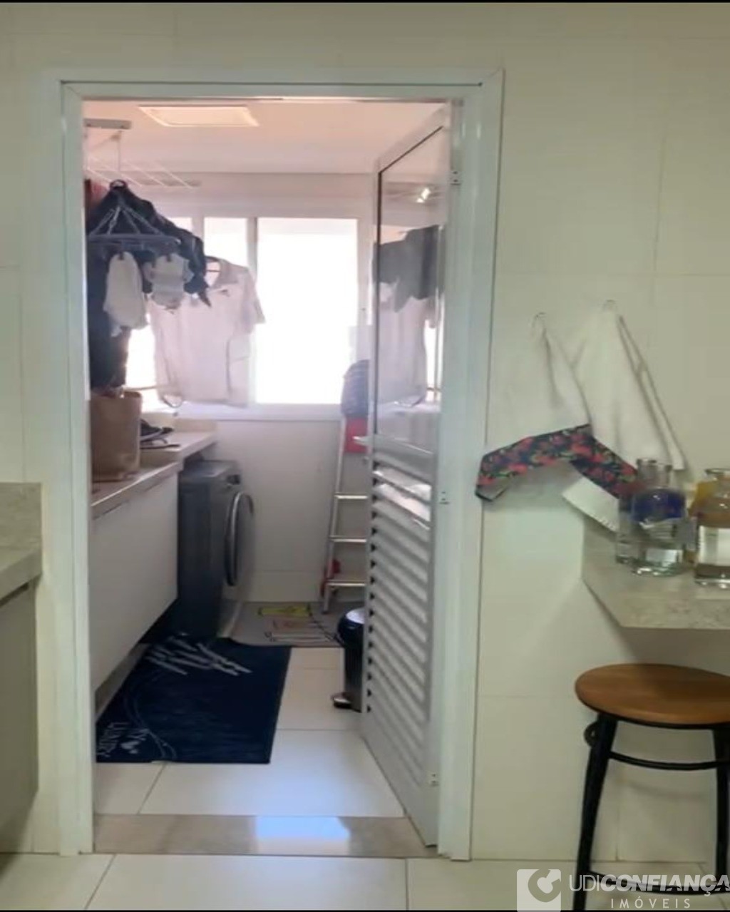 Apartamento à venda com 3 quartos, 230m² - Foto 10