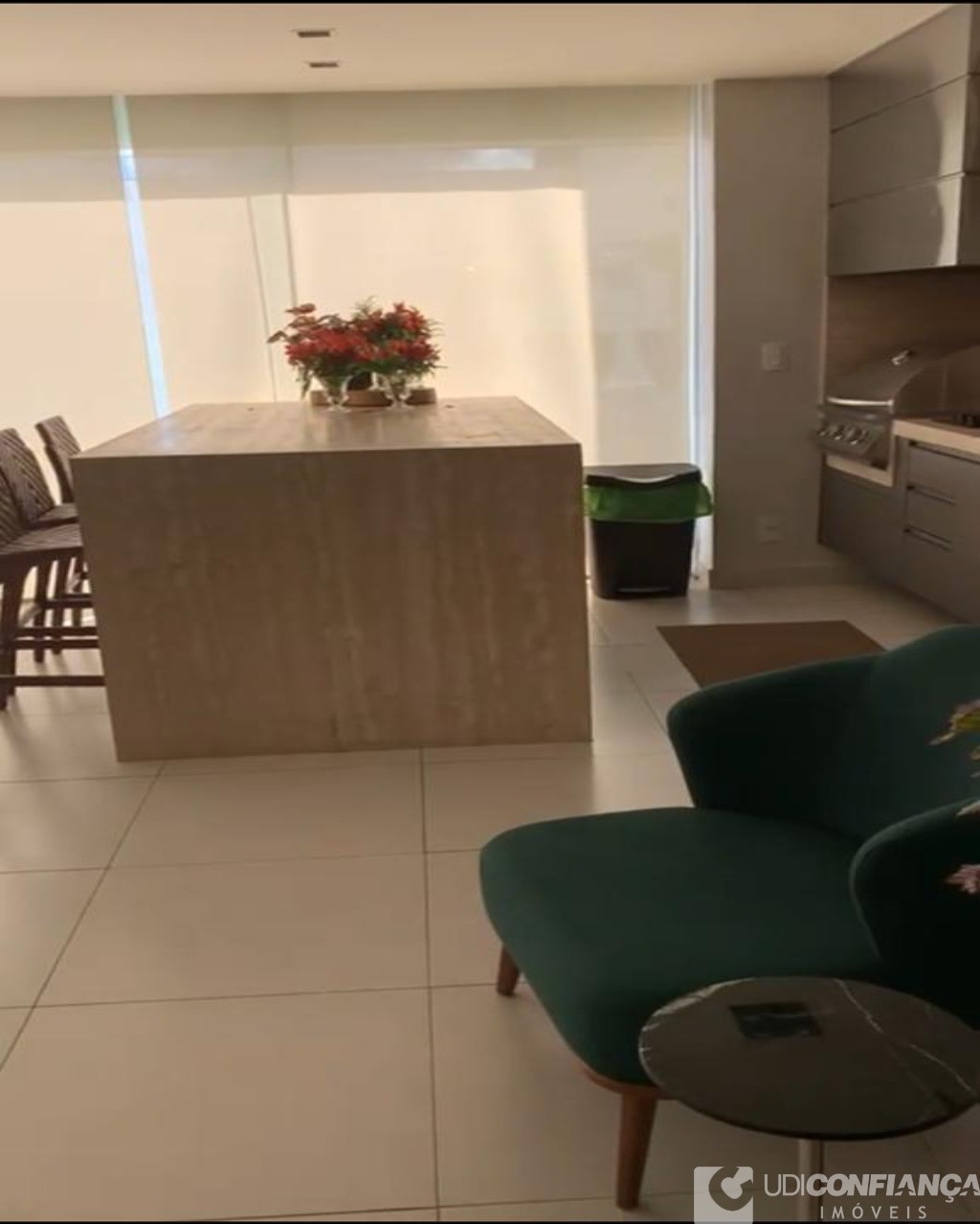 Apartamento à venda com 3 quartos, 230m² - Foto 17