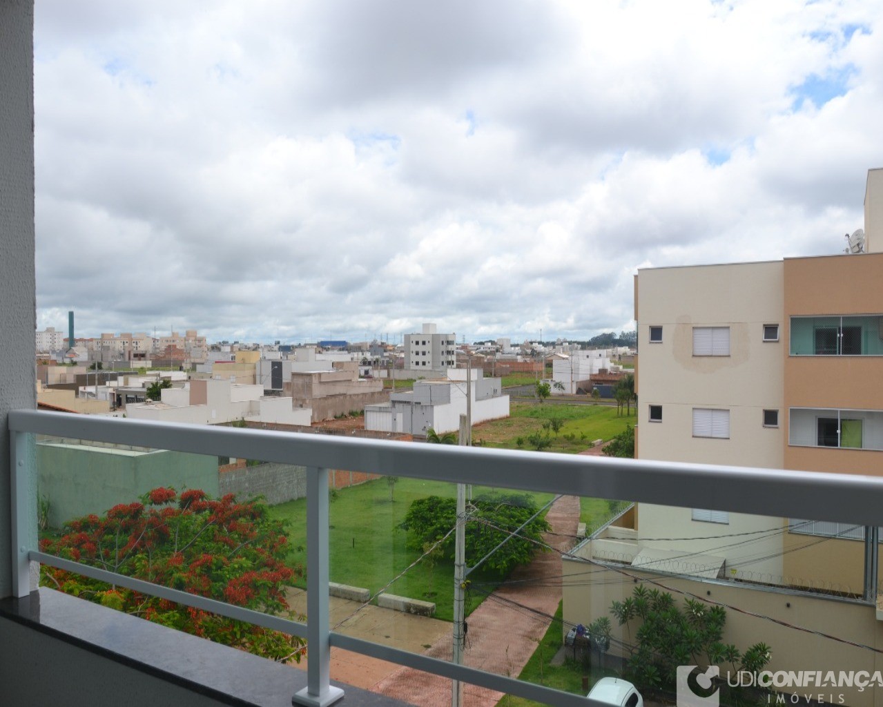 Apartamento à venda com 2 quartos, 62m² - Foto 9