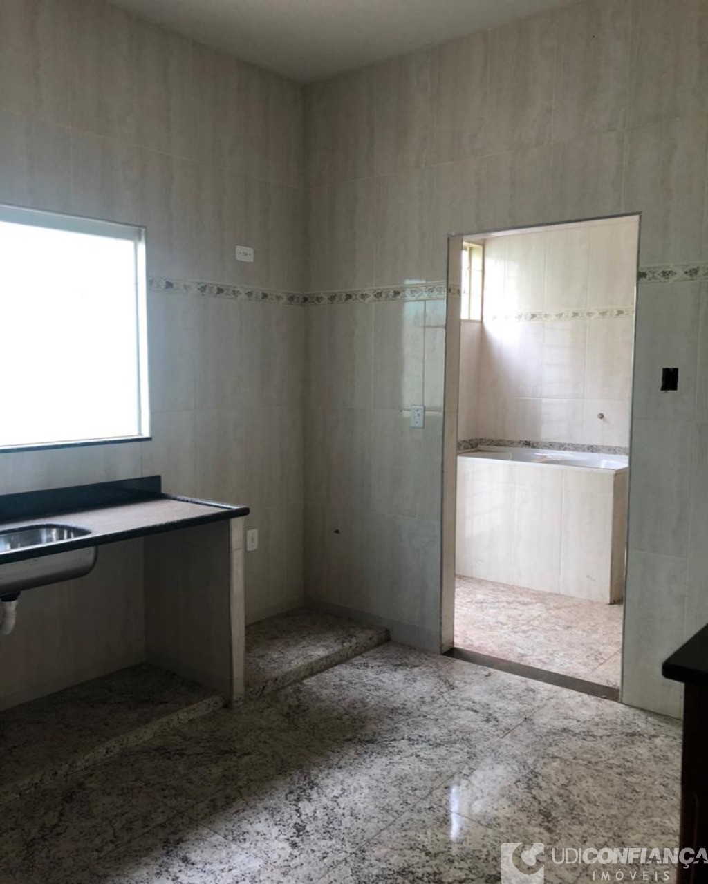 Casa à venda com 3 quartos, 124m² - Foto 5