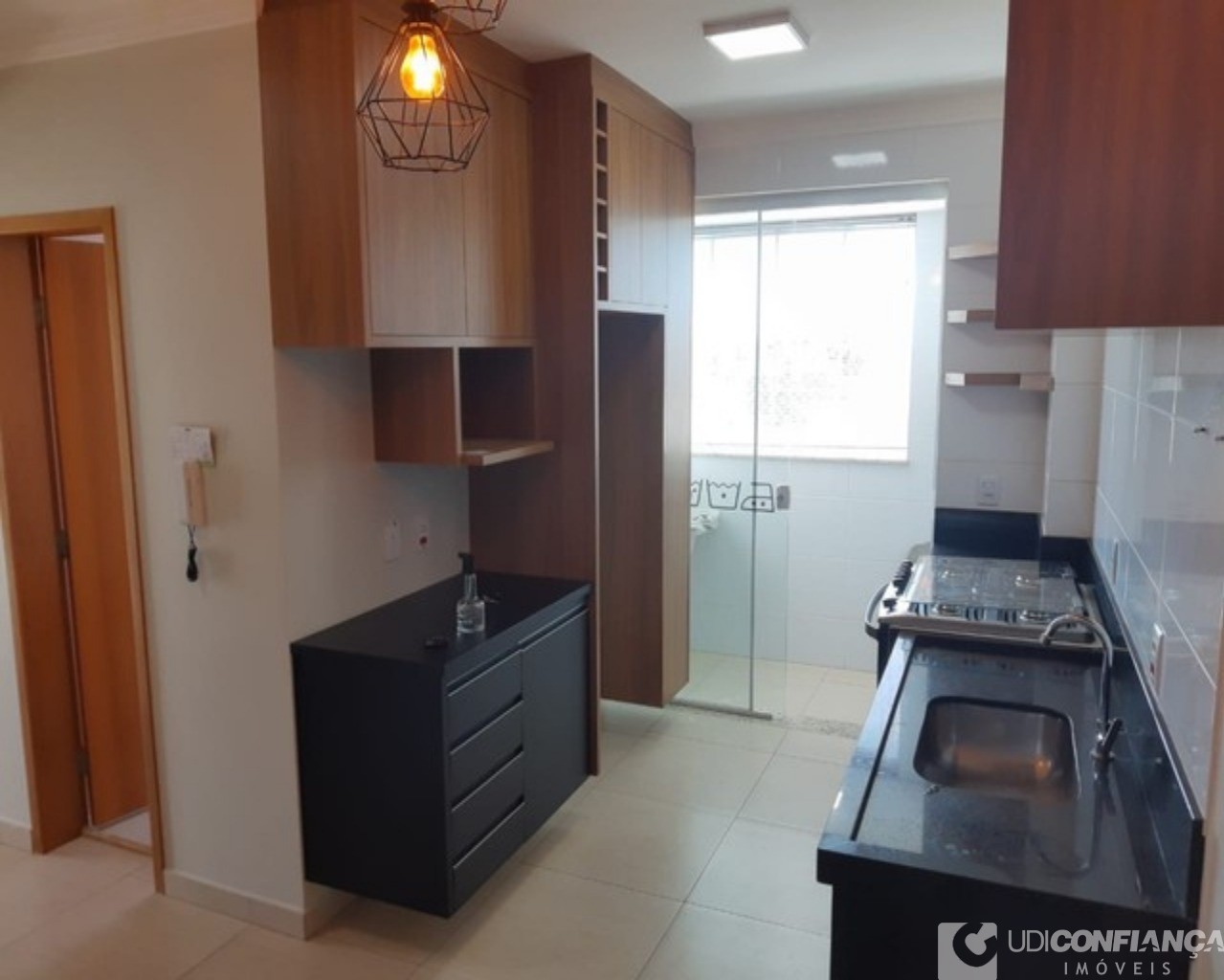 Apartamento à venda com 2 quartos, 49m² - Foto 1