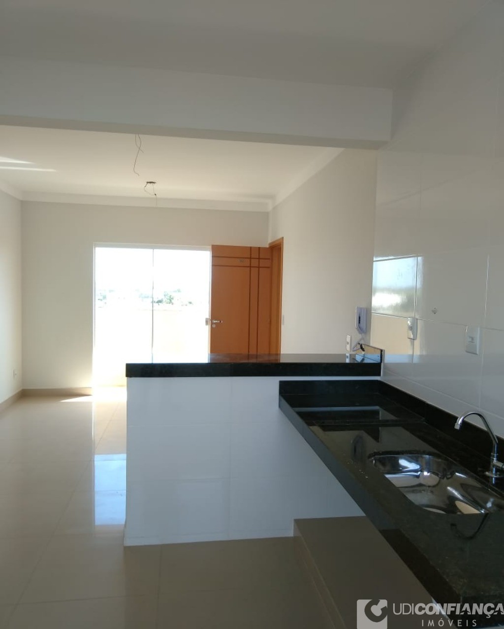 Apartamento à venda com 2 quartos, 53m² - Foto 1