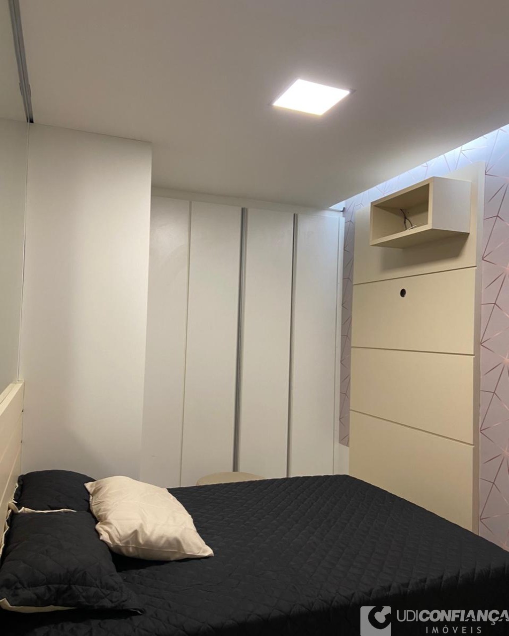 Casa à venda com 2 quartos, 50m² - Foto 16