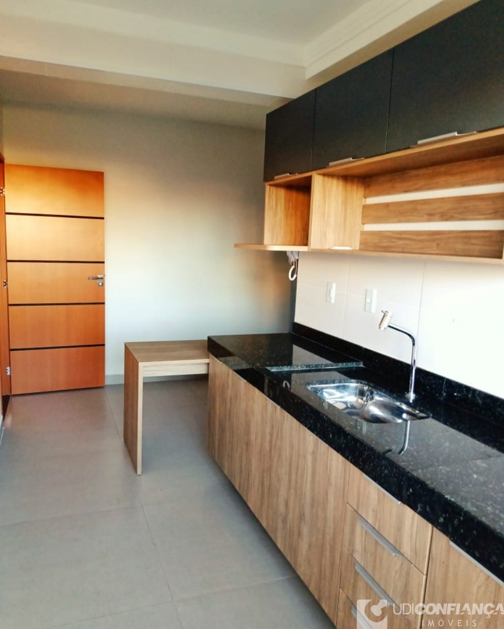 Apartamento à venda com 2 quartos, 50m² - Foto 1