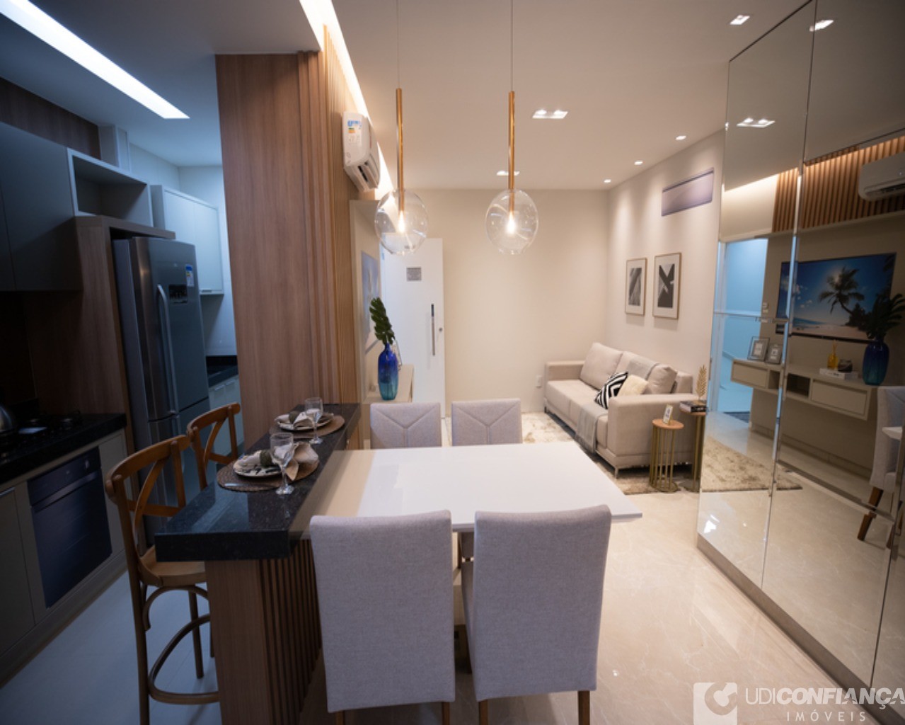 Apartamento à venda com 2 quartos, 78m² - Foto 1