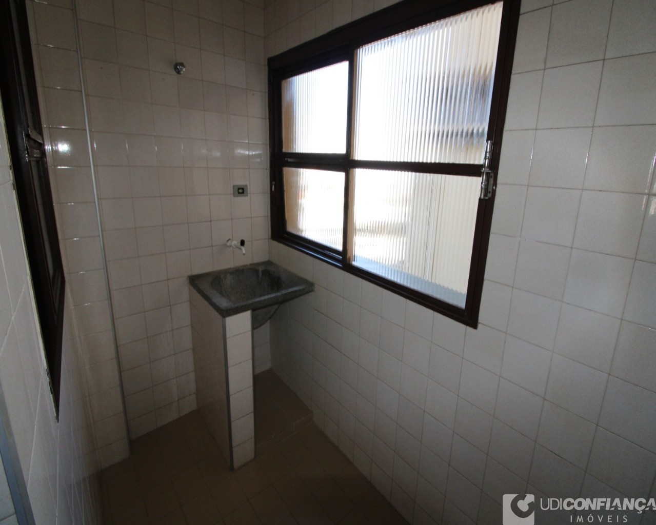 Apartamento à venda com 3 quartos, 117m² - Foto 13