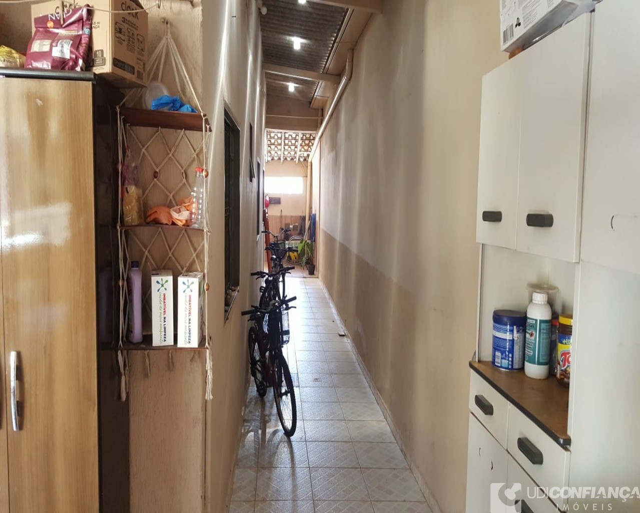 Casa à venda com 2 quartos, 230m² - Foto 8