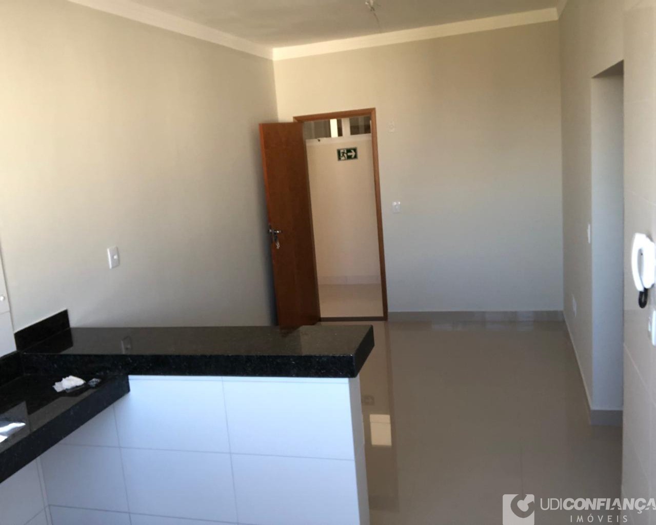 Apartamento à venda com 2 quartos, 53m² - Foto 3